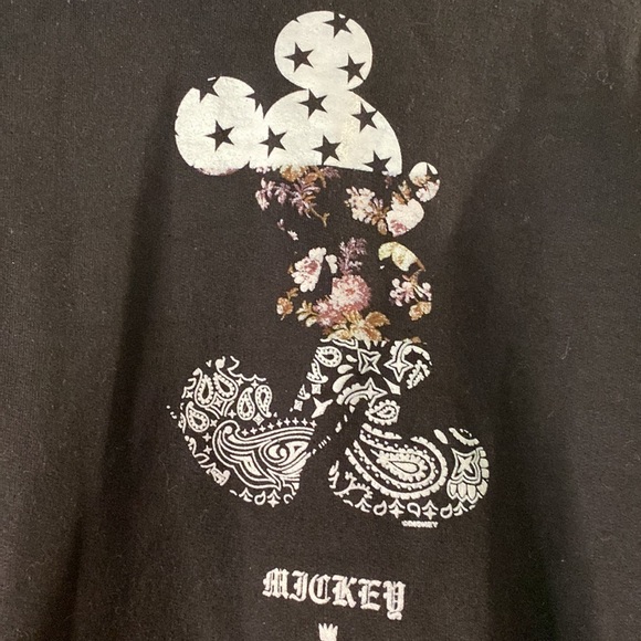 Gildan Neff Disney Black Mickey Mouse Long Sleeve Kangaroo Pouch Hoodie  (Small) - Picture 3 of 9